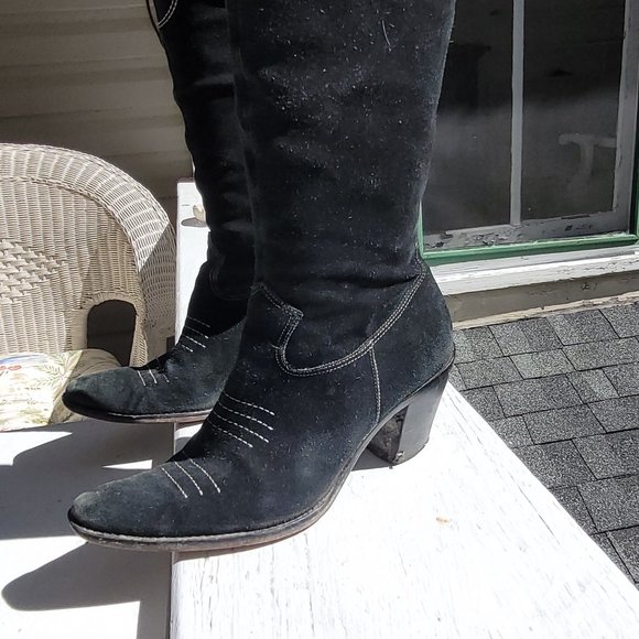 Via Spiga Blizza Sexy Western Embroidered Suede Cowgirl Pointed boots in Black - Picture 6 of 15